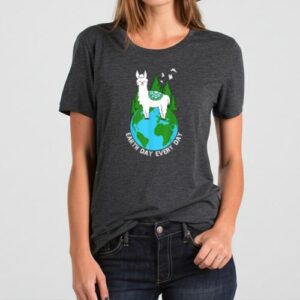 Maroutee Earth Day Every Day Llama EnvironmentGift T-Shirt